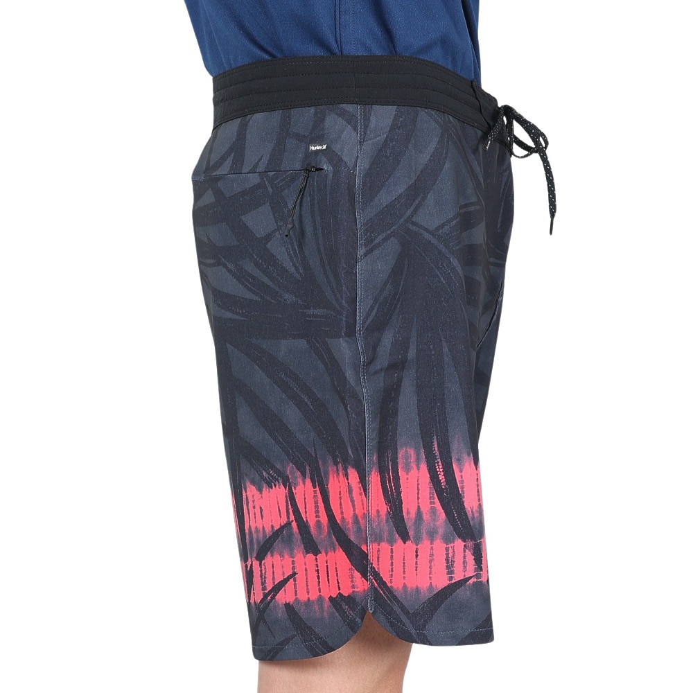 ハーレー（HURLEY）（メンズ）水着 海パン ハーフパンツ ボードショーツ PHANTOM BLOCKPARTY 2 TAMARINDO 18 22 DB8784-H010 ブラック