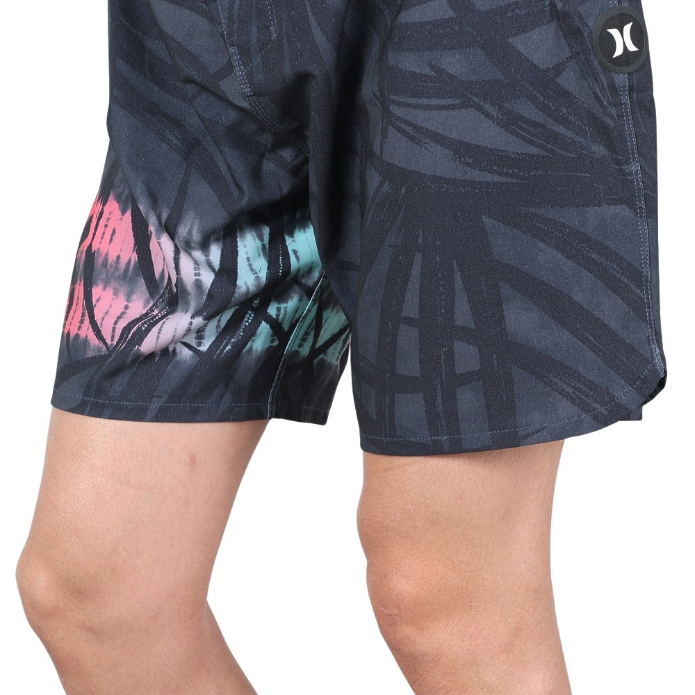 ハーレー（HURLEY）（メンズ）水着 海パン ハーフパンツ ボードショーツ PHANTOM BLOCKPARTY 2 TAMARINDO 18 22 DB8784-H010 ブラック