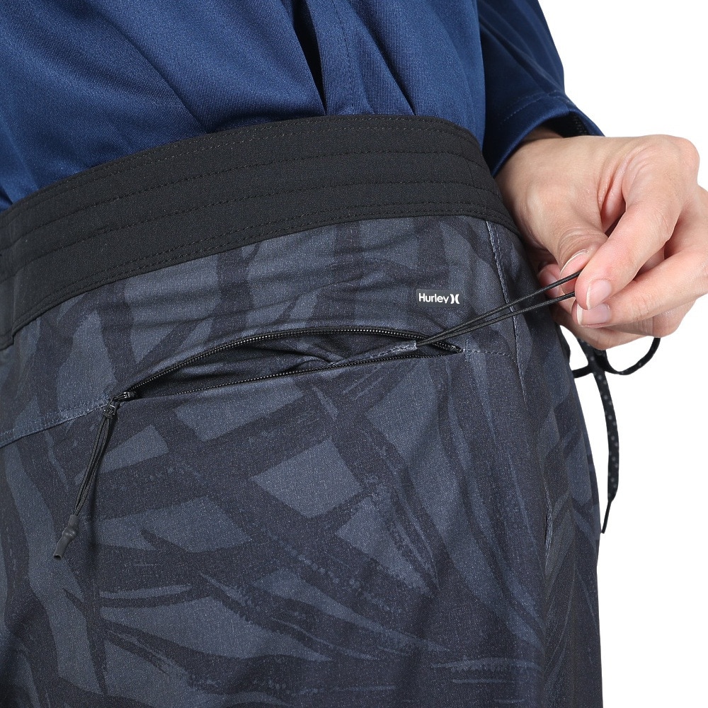 ハーレー（HURLEY）（メンズ）水着 海パン ハーフパンツ ボードショーツ PHANTOM BLOCKPARTY 2 TAMARINDO 18 22 DB8784-H010 ブラック