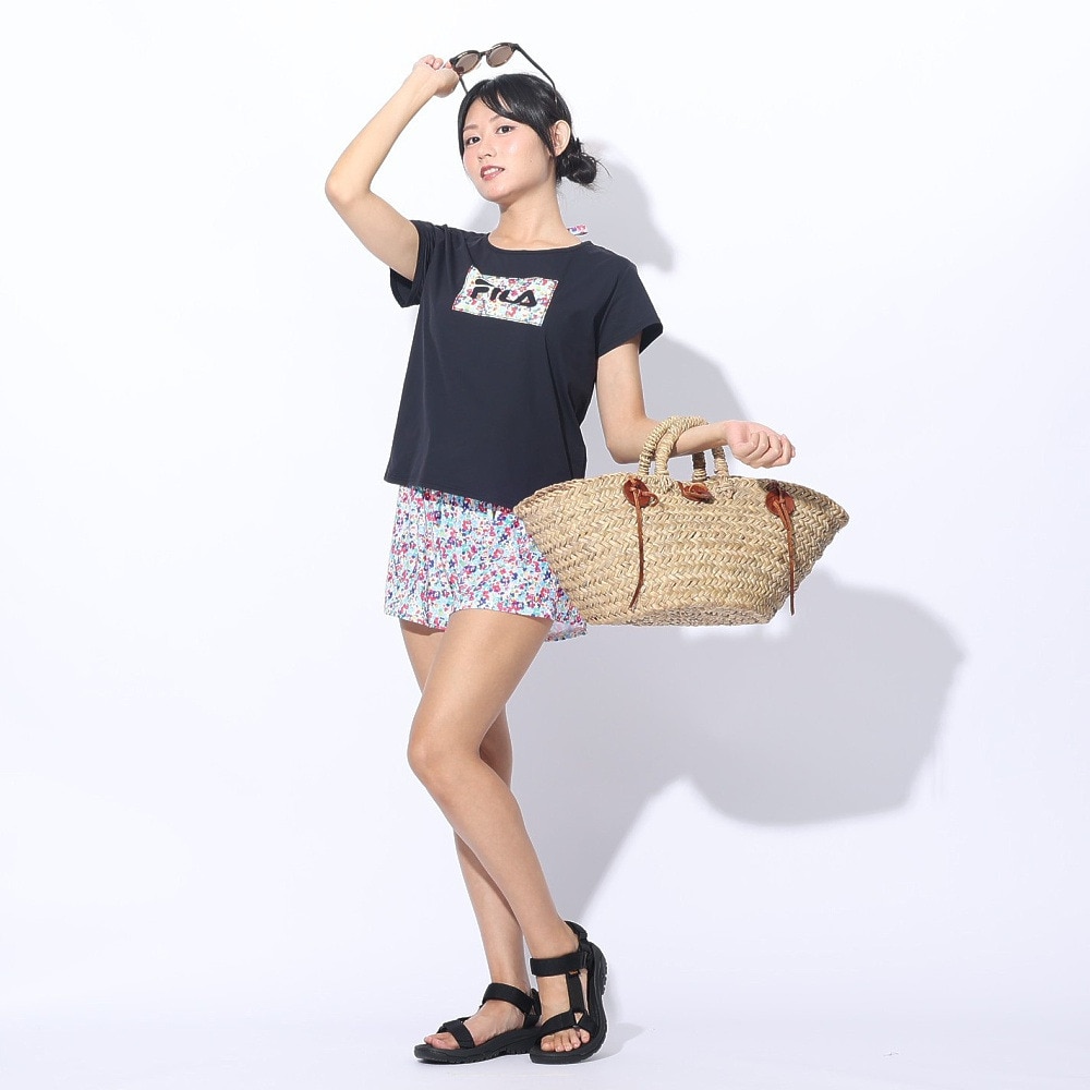 フィラ（FILA）（レディース）水着 4点セット ガールズ ロゴTシャツ付き 324603-BK ブラック 上下水着 フラワー 