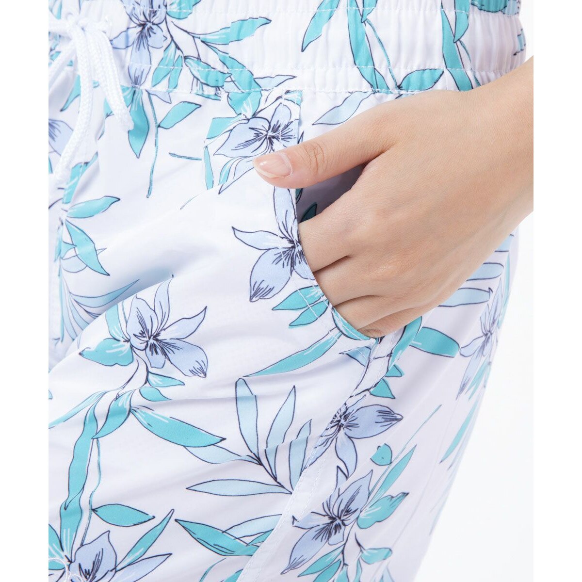 オーシャンパシフィック（Ocean Pacific）（レディース）リーフ柄ボードショーツ 529409 WHT