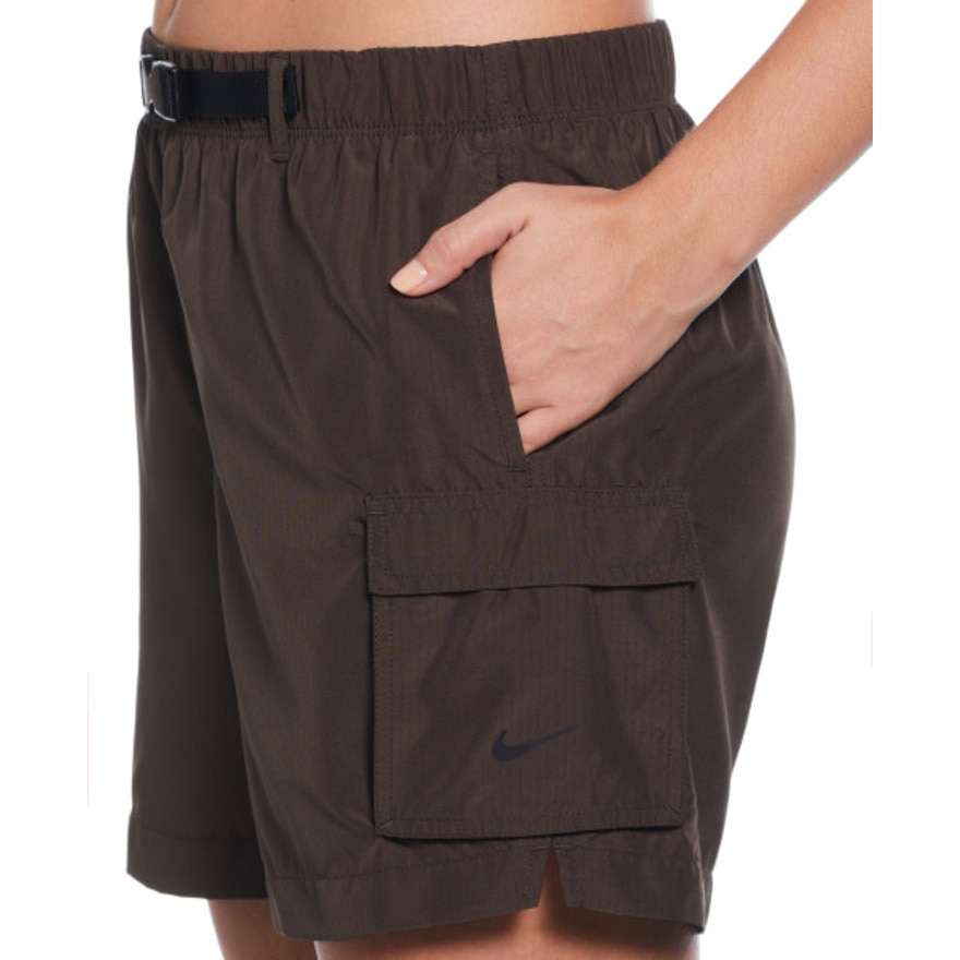 ナイキ（NIKE）（レディース）カーゴカバーアップショーツ NESSF322-N206