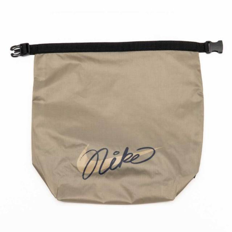 ナイキ（NIKE）（メンズ、レディース）スイムポーチ 水泳バッグ ウォータープルーフ プールバッグ 1994028-205