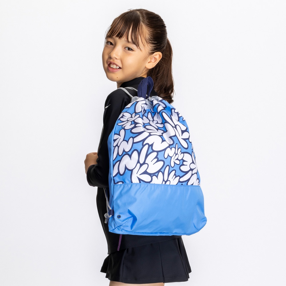 ナイキ（NIKE）（キッズ）水泳バッグ プリントベーシックドローストリングバッグ 青 10L 1994034-006 手提げ ナップザック 新年度 新学期 新調 小学生 学生