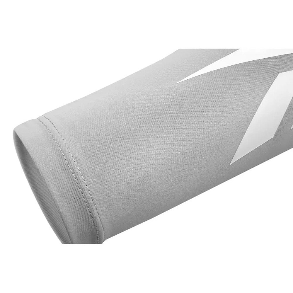 リーボック（REEBOK）（メンズ、レディース）サポーター Fitness コンプレッションアームスリーブ グレー S/Mサイズ RASL-14011GR 着圧 アームカバー