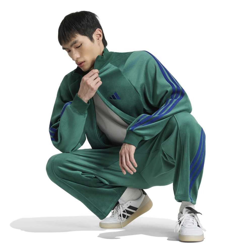 アディダス（adidas）（メンズ）スタジアム ルーズフィット ベロア フルレングス オープンヘム トラックパンツ DWB95-KV5902
