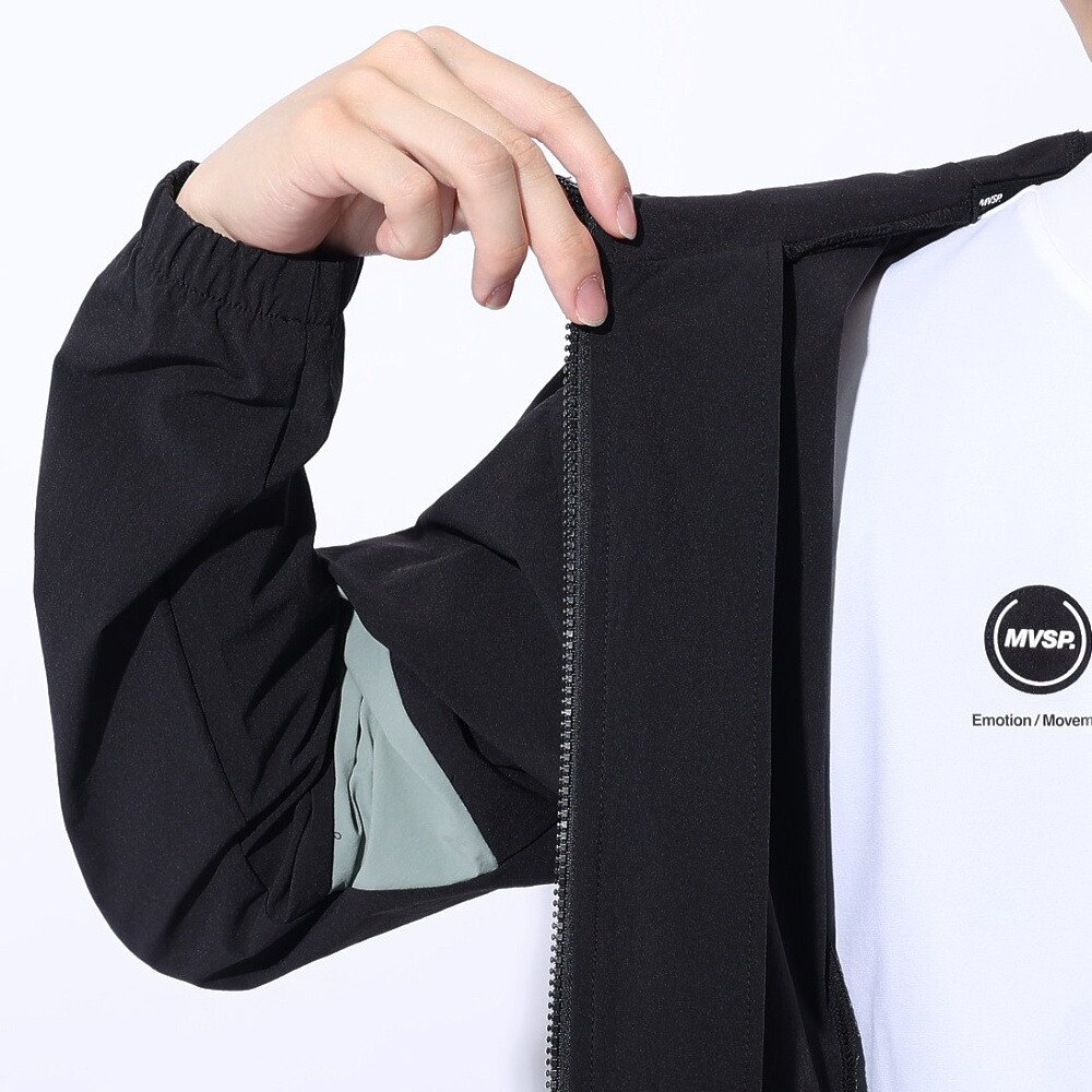 デサント（DESCENTE）（メンズ）ジャケット 接触冷感 ブラック 黒 4WAYストレッチ フルジップフーディー DMMXJF13 BKKH