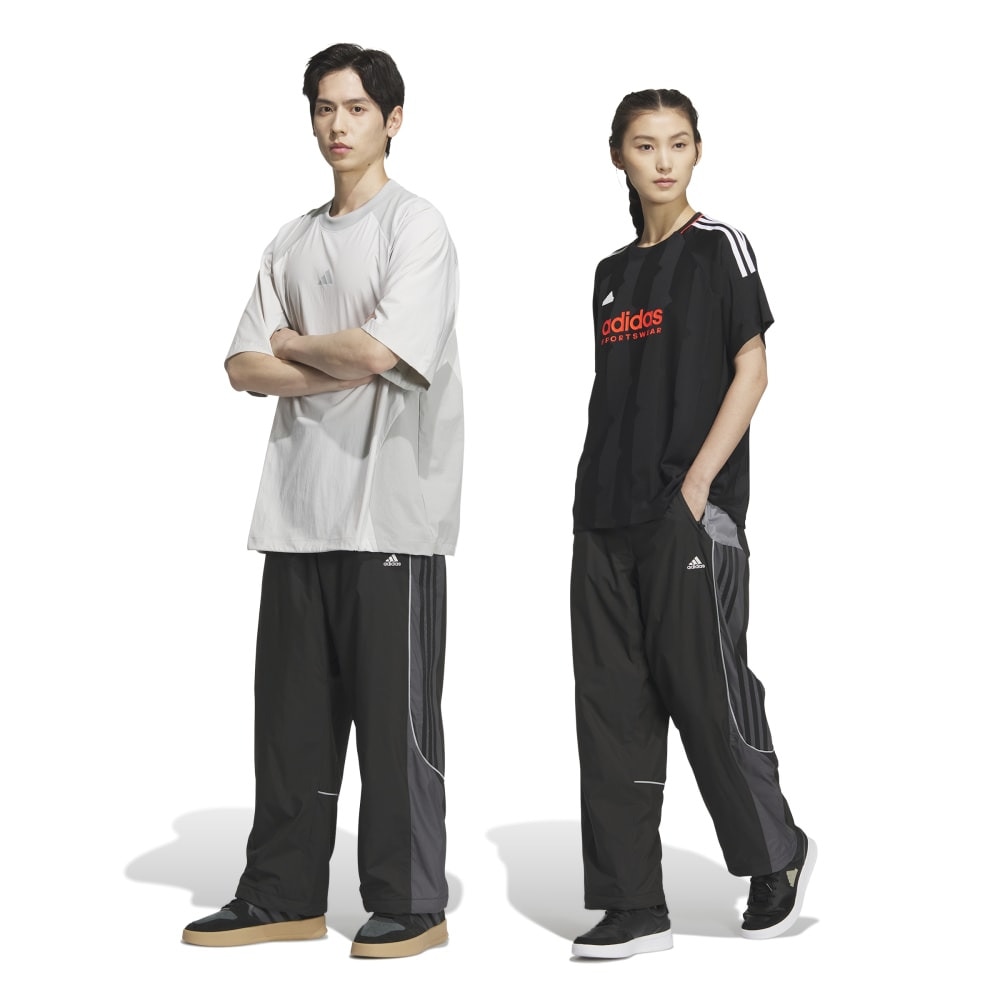 アディダス（adidas）（メンズ、レディース）ビヨンド ザ スリーストライプス ルーズフィット ウーブンパンツ KWX94-JG8582