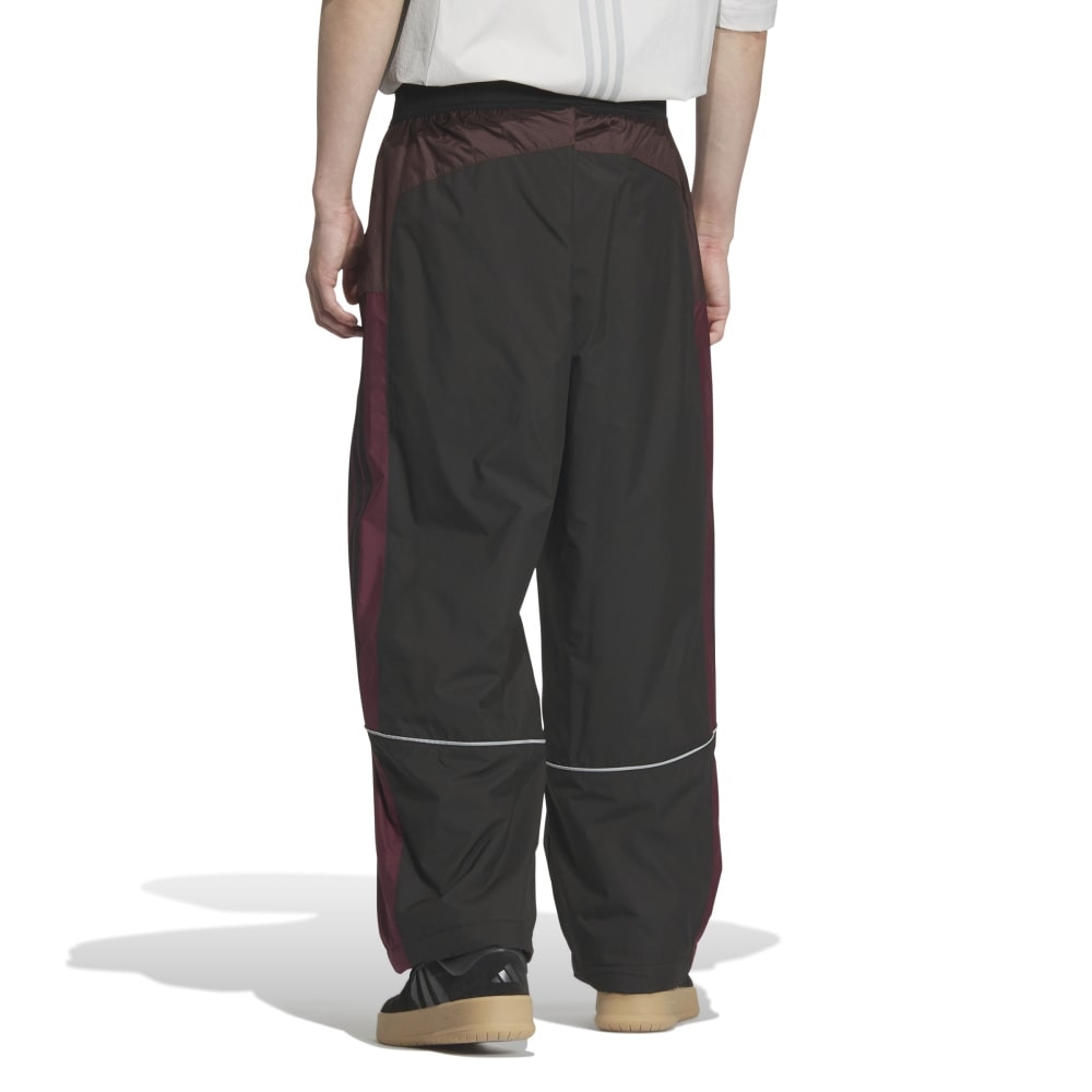 アディダス（adidas）（メンズ、レディース）ビヨンド ザ スリーストライプス ルーズフィット ウーブンパンツ KWX94-JG8583