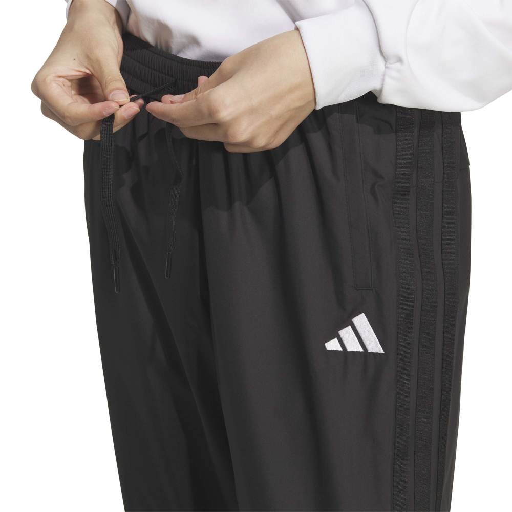 アディダス（adidas）（レディース）スリーストライプス ルーズフィット ウインドブレーカー パンツ QB216-KA0952