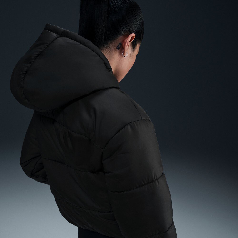 ナイキ（NIKE）（レディース）スポーツウェア クラシック パファー