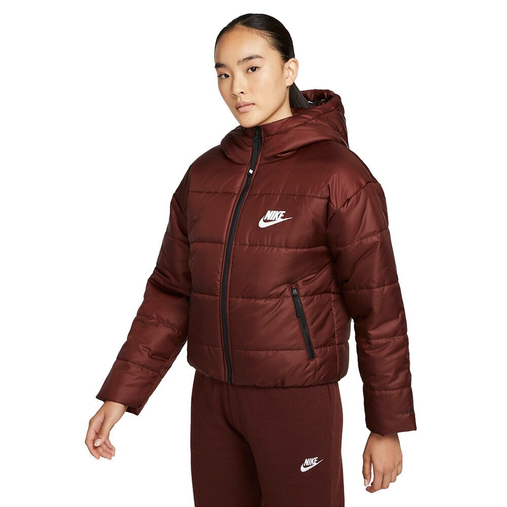 最終価格！【新品】ウィメンズ　NIKE　スポーツウェア クラシック パファー　M