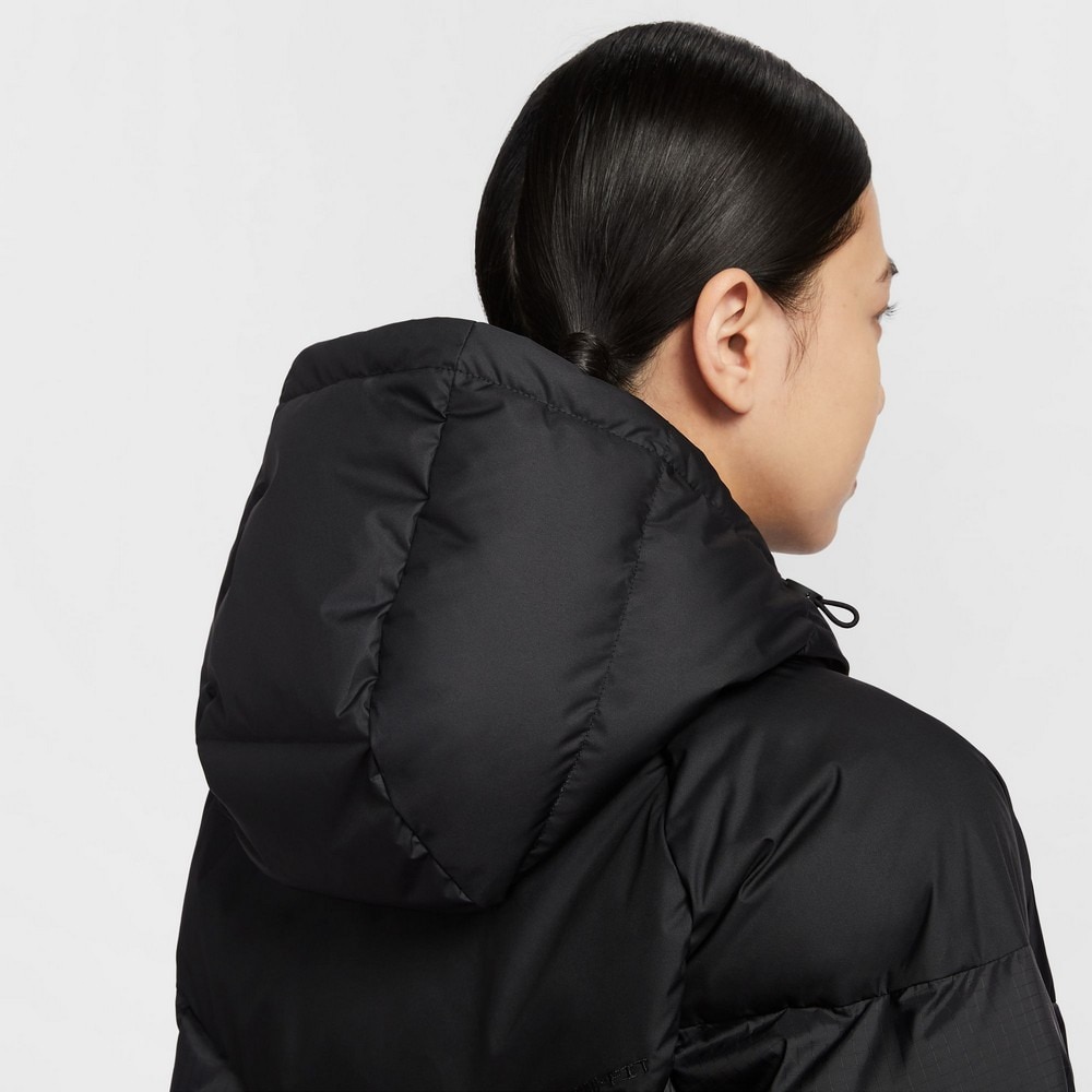 ナイキ（NIKE）（レディース）スポーツウェア Storm-FIT ルーズ