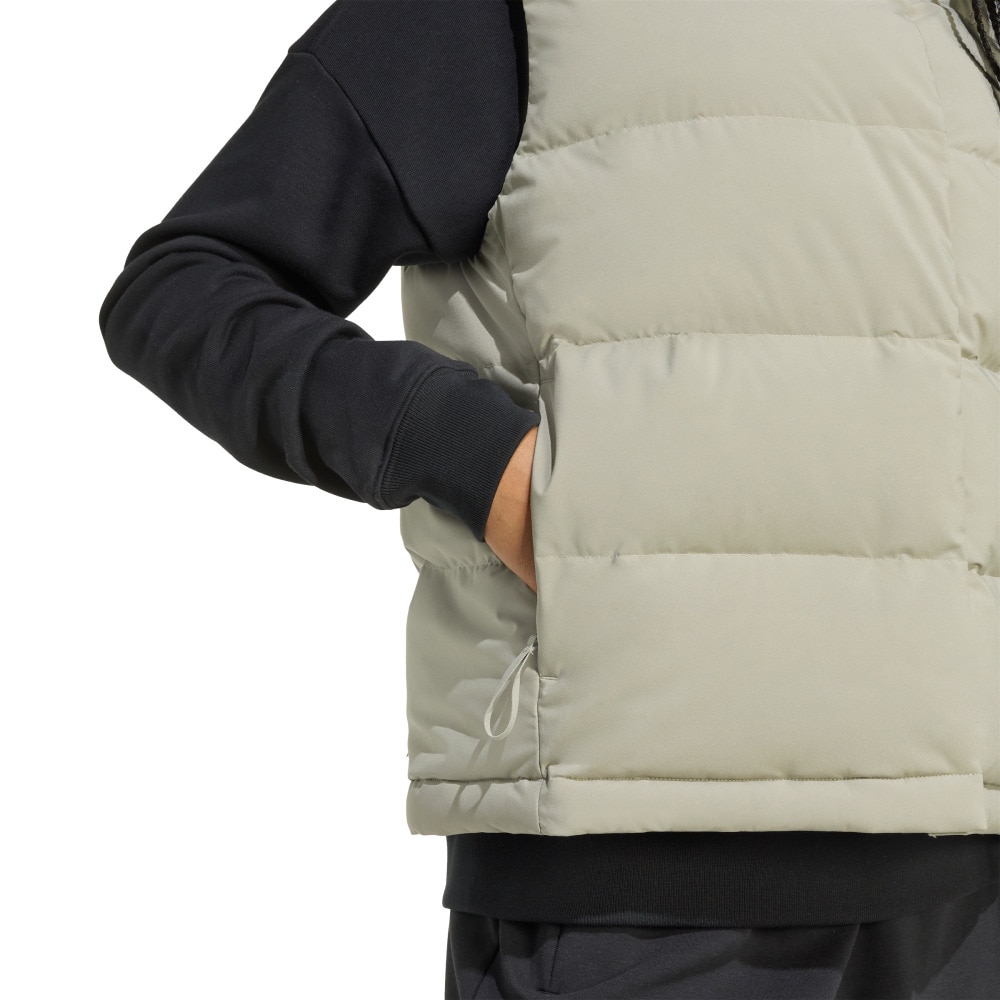 アディダス（adidas）（レディース）ヘリオニック クライマウォーム リラックス ダウンベスト JXV24-JX3025