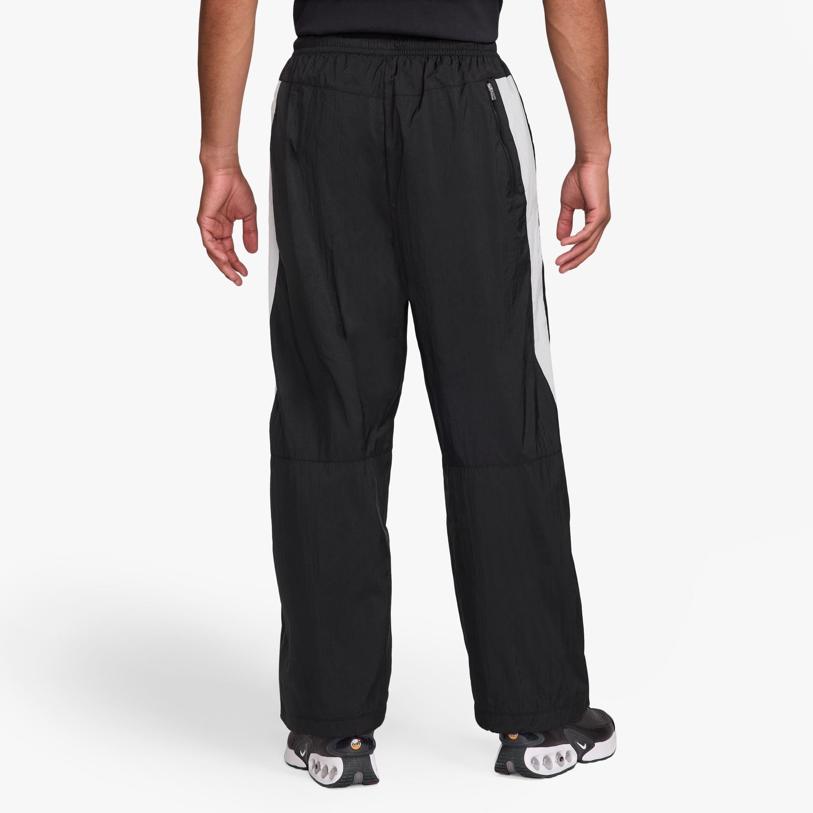 ナイキ（NIKE）（メンズ）エア ウーブン トラック パンツ HV0875-010