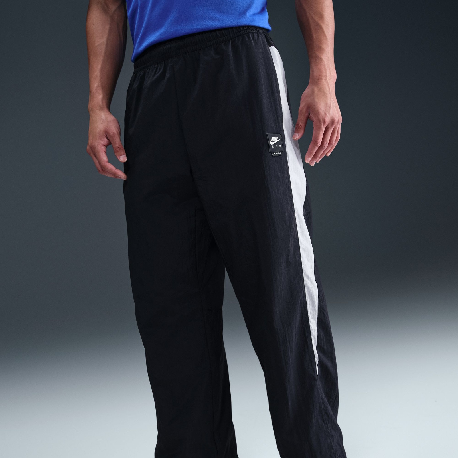 ナイキ（NIKE）（メンズ）エア ウーブン トラック パンツ HV0875-010