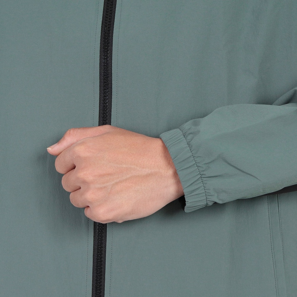 デサント（DESCENTE）（メンズ）4WAYストレッチナイロン スタンドカラーロゴ ジャケット DMMWJF11 KHBK