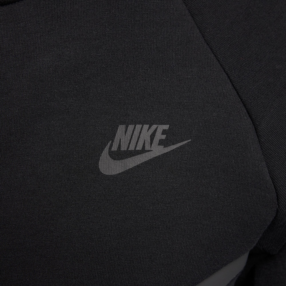 ナイキ（NIKE）（メンズ）テック フルジップ ウィンドランナー パーカー HV0950-010