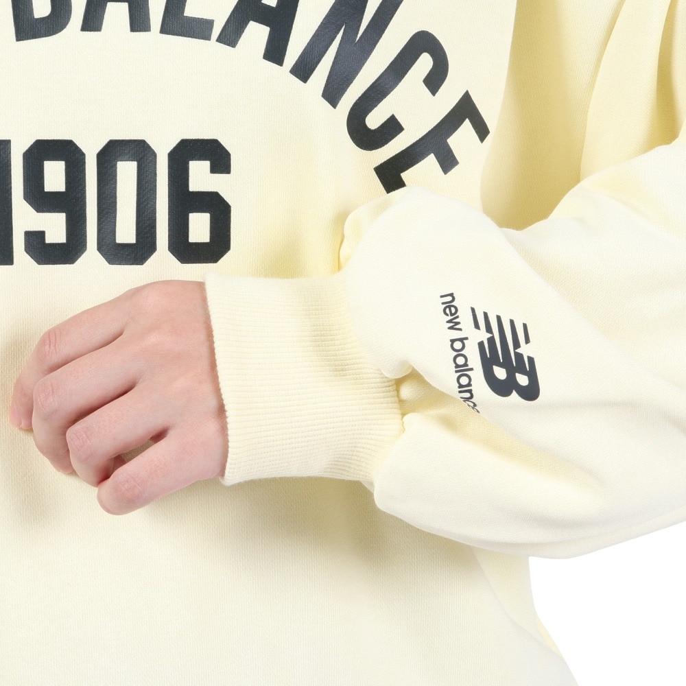 ニューバランス（new balance）（レディース）トレーナー レディース Essentials Varsity スウェット WT33553DGL