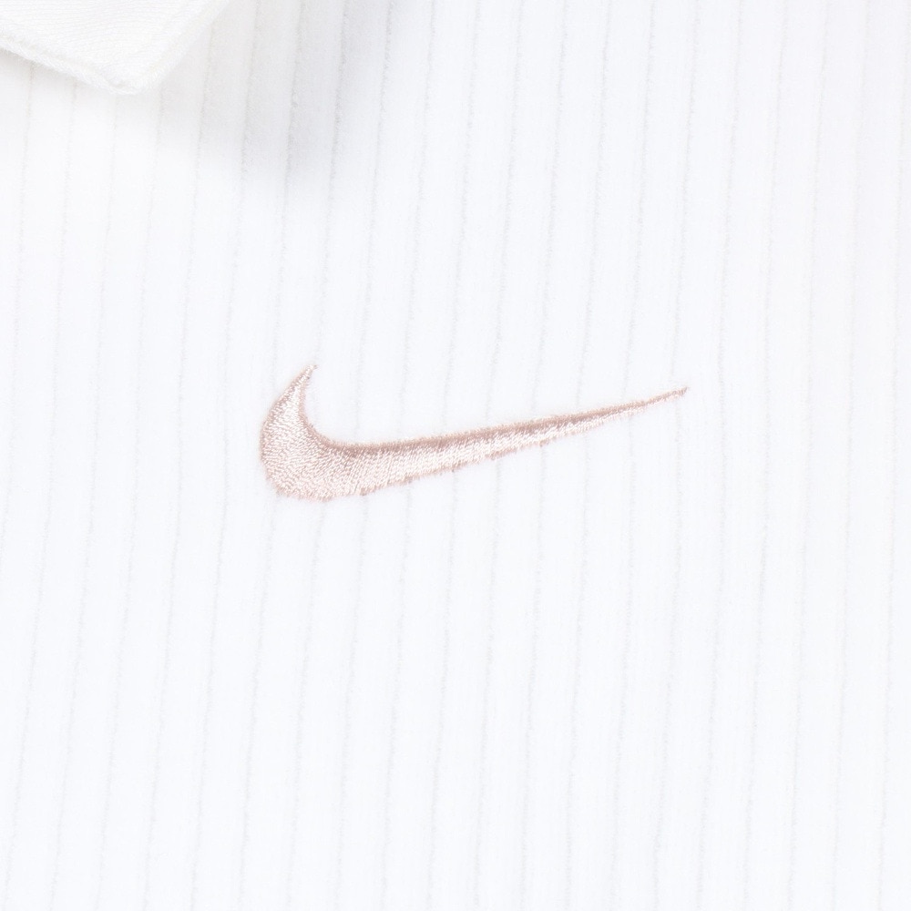 国内発送『NIKE』ベロアクロップド1/4ジップトップ (Nike