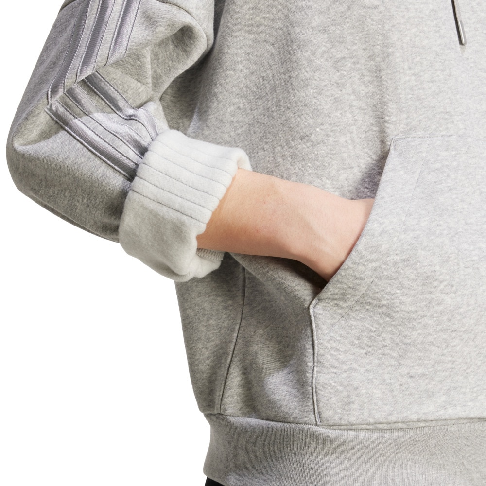 アディダス（adidas）（レディース）ホリデー スリーストライプス フリースパーカー JVI79-JM1869