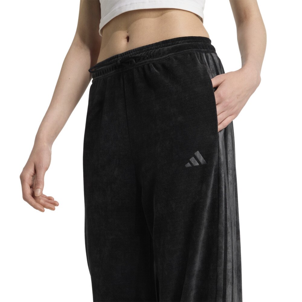 アディダス(adidas) ベロア ファッション | 通販・人気ランキング