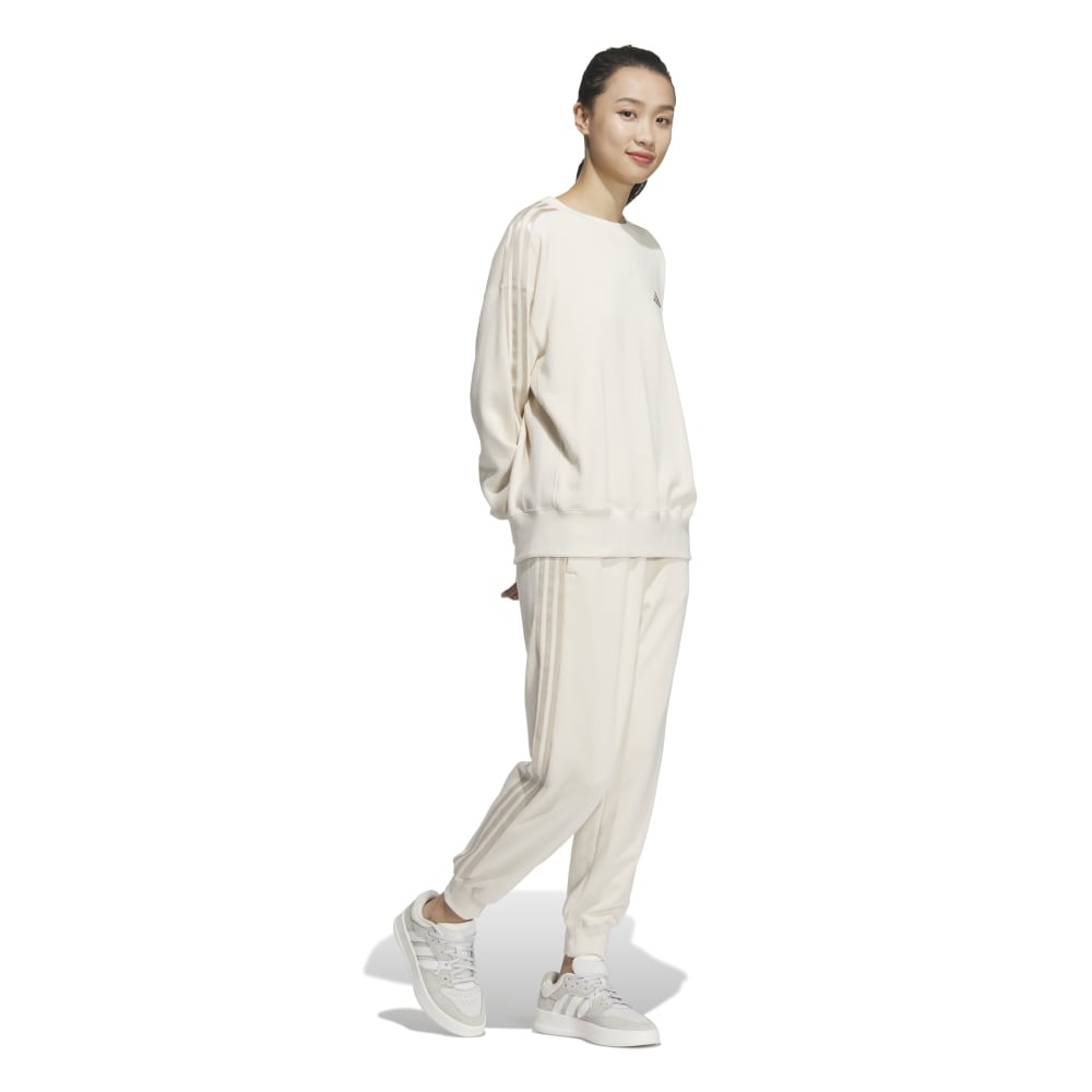 アディダス（adidas）（レディース）エッセンシャルズ プラス スリーストライプス フレンチテリー テーパードパンツ JUP42-JW4493
