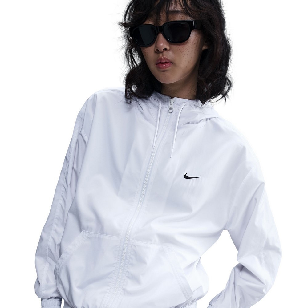 ナイキ（NIKE）（レディース）クラシック ウーブン ルーズ UV プロテクション フーデッドジャケット FV6299-100