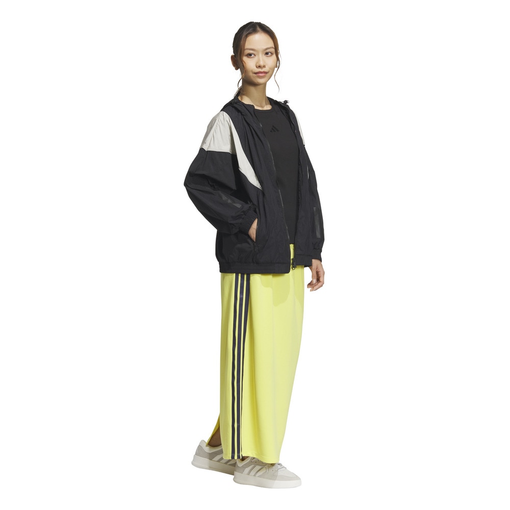アディダス（adidas）（レディース）BYS スリーストライプス ウーブン 軽量ジャケット KRC74-JL5107