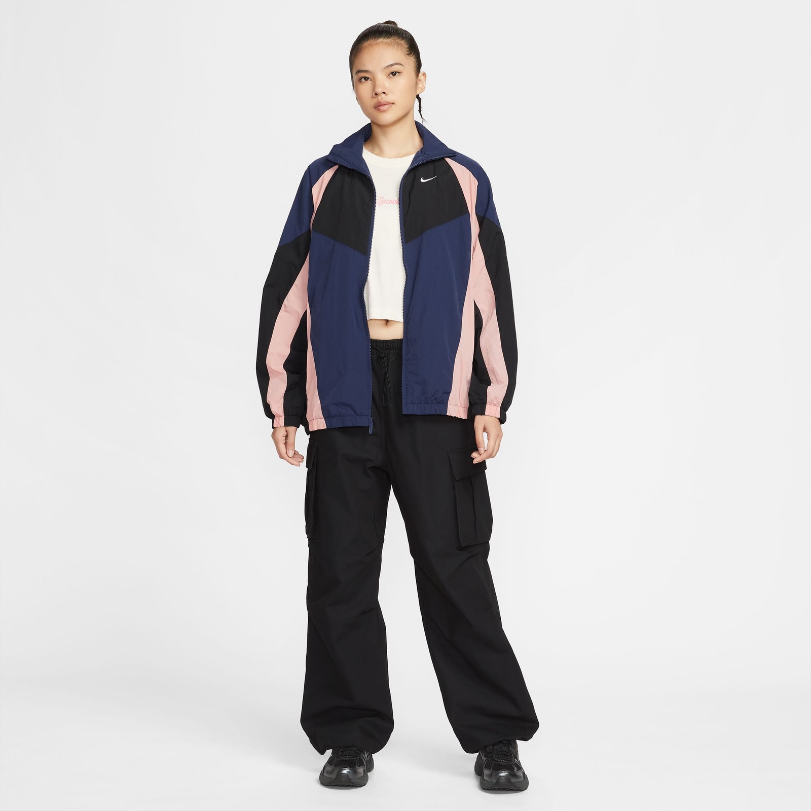 ナイキ（NIKE）（レディース）スポーツウェア オーバーサイズド トラックジャケット HV4030-410