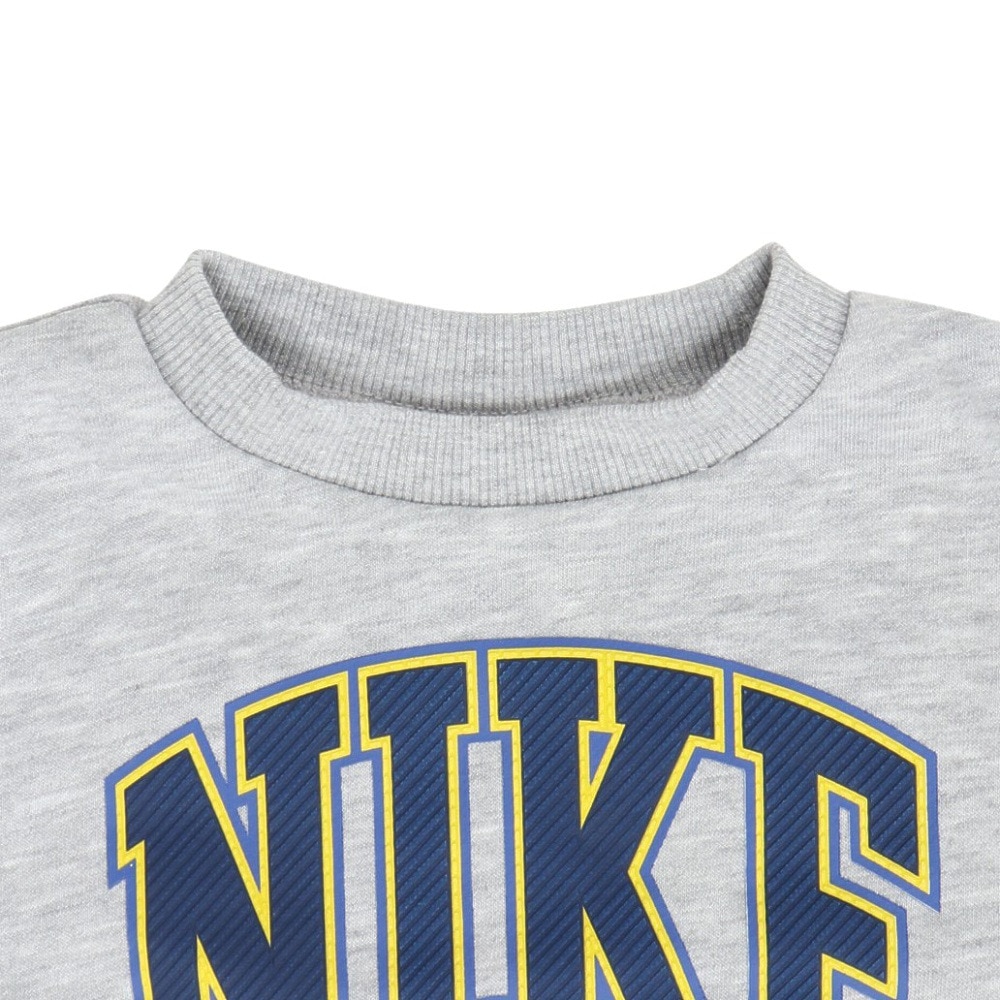 ナイキ（NIKE）（キッズ）トドラー ボーイズ B NSW P.E. GFX クルーネック スウェットシャツ 76N219-GAK