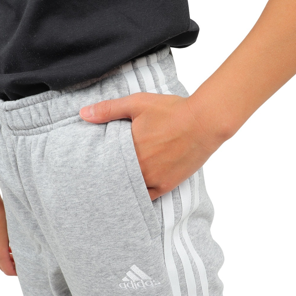 アディダス（adidas）（キッズ）ジュニア エッセンシャルズ プラス スリーストライプス フレンチテリー カフパンツ KWF32-JE1709