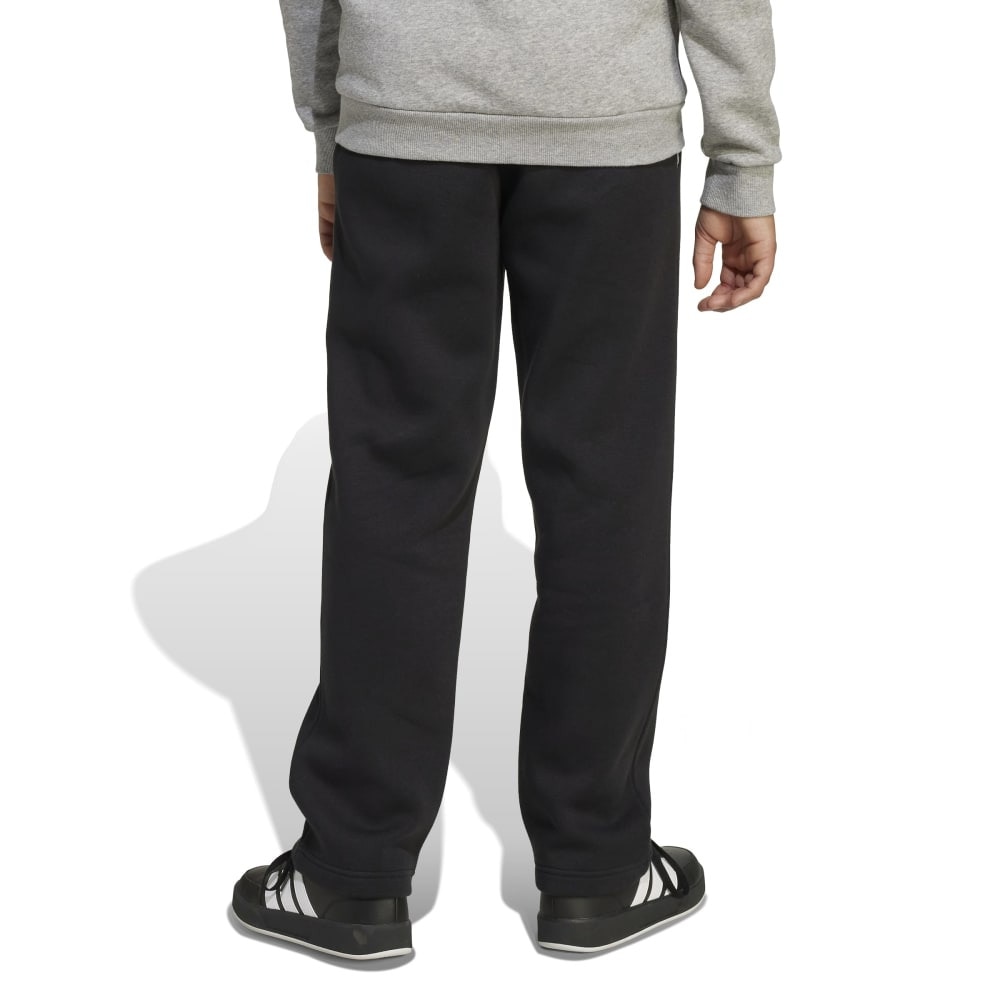 アディダス（adidas）（キッズ）キッズ シーズナル エッセンシャルズ カレッジ タイポグラフィ パンツ KLH27-JM1538