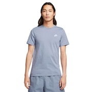 ナイキ（NIKE）（メンズ）Tシャツ 半袖 メンズ クラブ Tシャツ AR4999-493 ネイビー