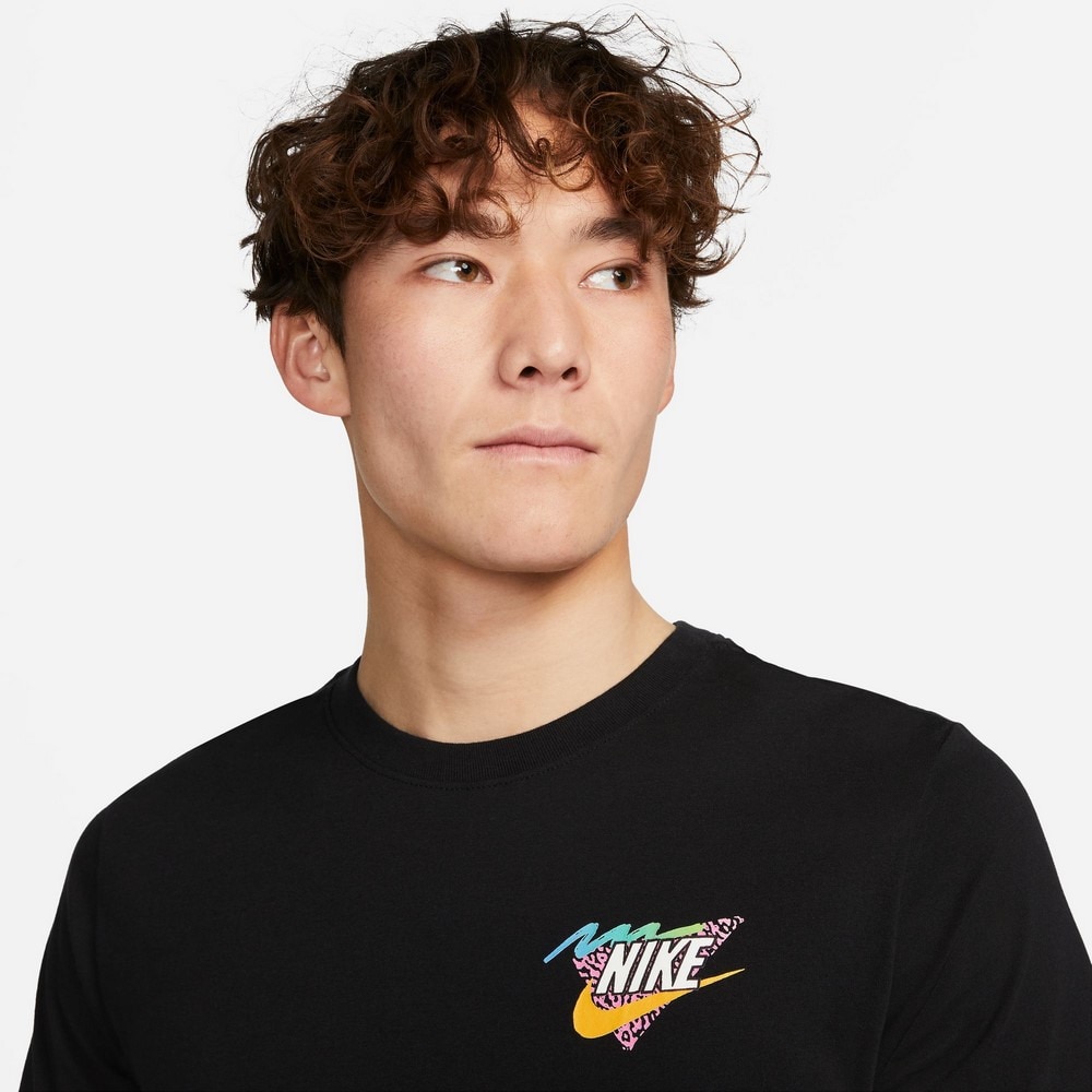 ナイキ（NIKE）（メンズ）Tシャツ 半袖 黒 コットン FD6637-010 バックプリント パグ