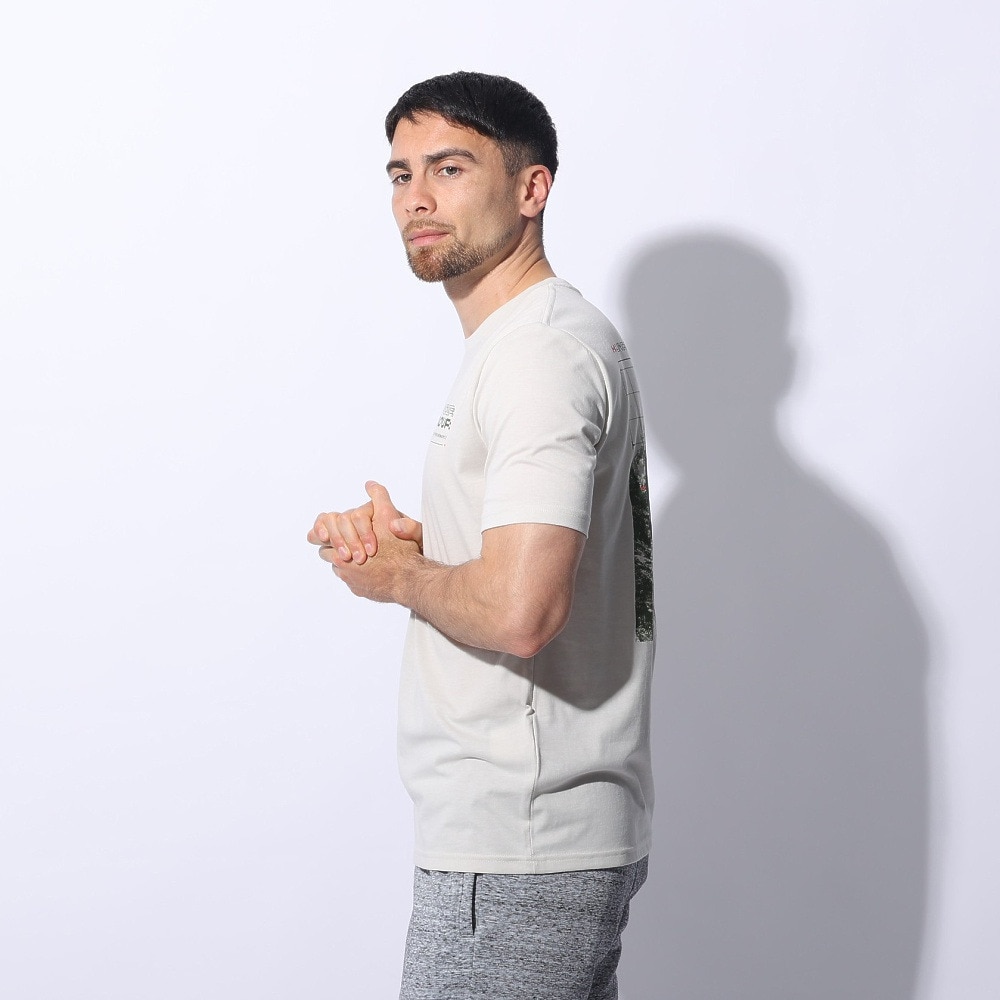 アンダーアーマー（UNDER ARMOUR）（メンズ）リーチングピーク 半袖Tシャツ 1382906 110