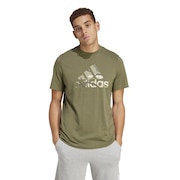 アディダス（adidas）（メンズ）カモ バッジ オブ スポーツ グラフィック半袖Tシャツ KNC76-IR5830