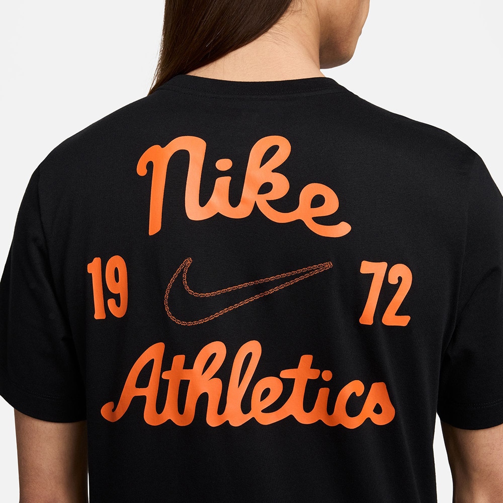 ナイキ（NIKE）（メンズ）Tシャツ 半袖 スポーツウェア ビッグロゴ バックプリントTシャツ 黒 FV3773-010