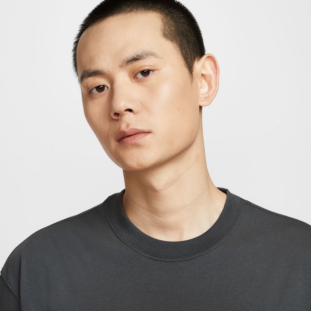 ナイキ（NIKE）（メンズ）スポーツウェア Tシャツ HQ9245-060