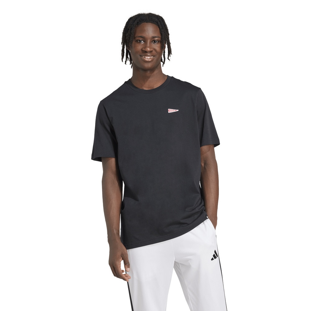 アディダス（adidas）（メンズ）ペナント トリム グラフィックTシャツ KKP12-JL9228