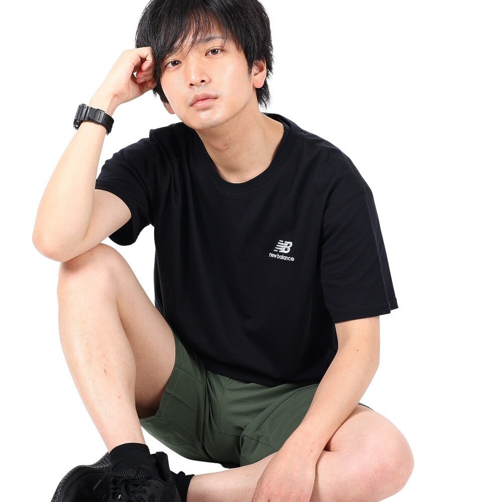 ニューバランス（new balance）（メンズ、レディース）tシャツ 半袖 ワンポイント ブラック 黒  Essentials uni-ssentials UT21503BK
