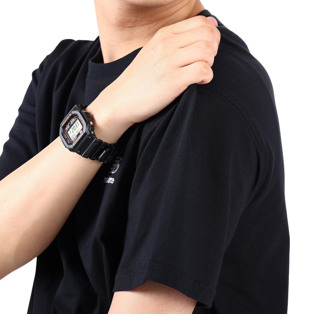 ニューバランス（new balance）（メンズ、レディース）tシャツ 半袖 ワンポイント ブラック 黒  Essentials uni-ssentials UT21503BK