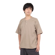 ブラウン