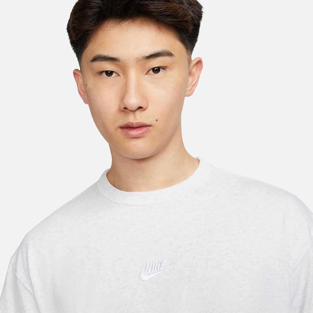 ナイキ（NIKE）（メンズ）Tシャツ 半袖 スポーツウェア プレミアム エッセンシャル 無地 ワンポイント 白 DO7393-051