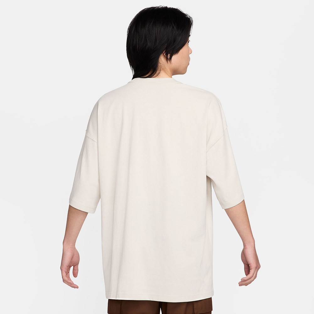 ナイキ（NIKE）（メンズ）スポーツウェア オーバーサイズド Tシャツ FB9767-104