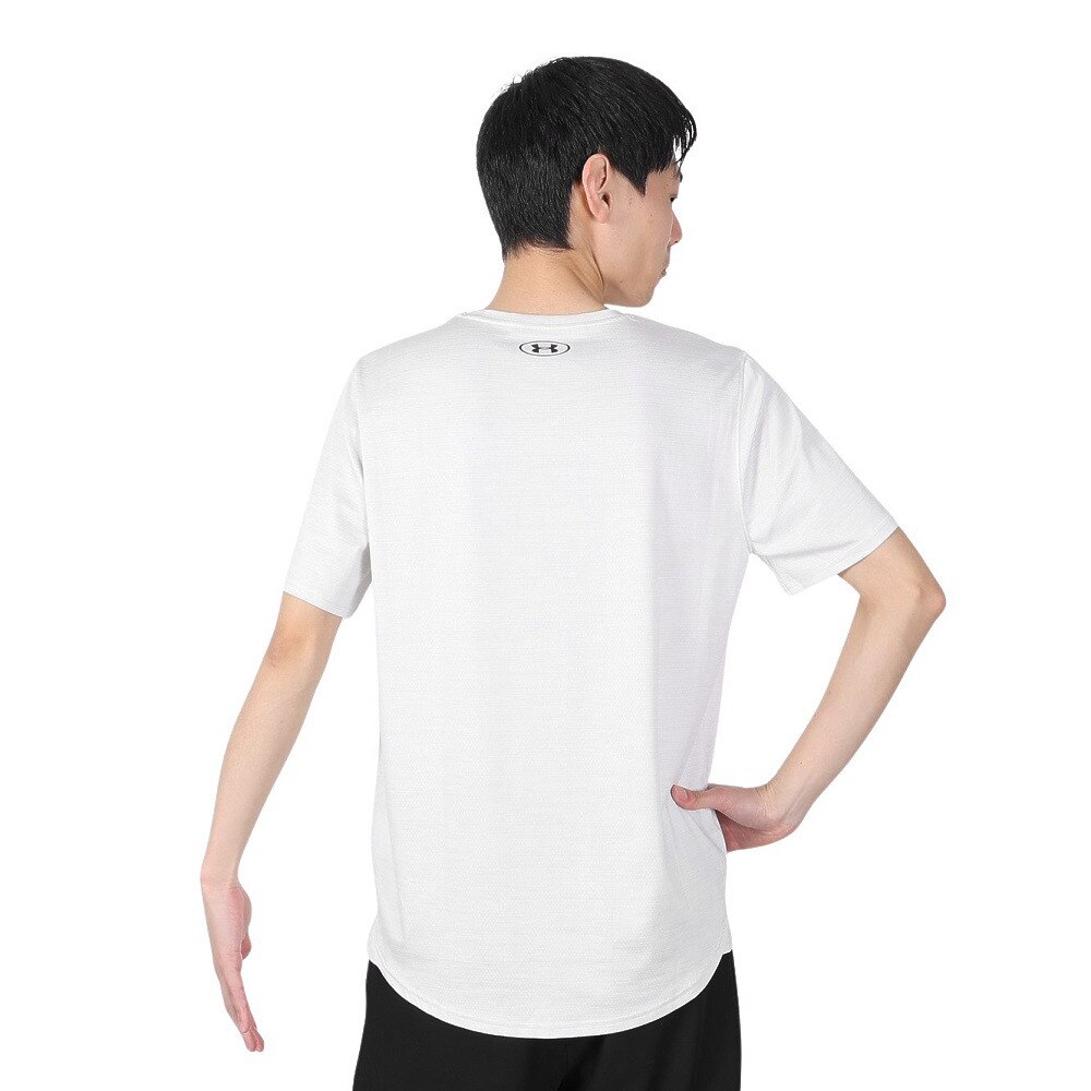 アンダーアーマー｜トレーニング ベント グラフィック ショートスリーブ Tシャツ 1370367 100 - スポーツ用品はスーパースポーツゼビオ