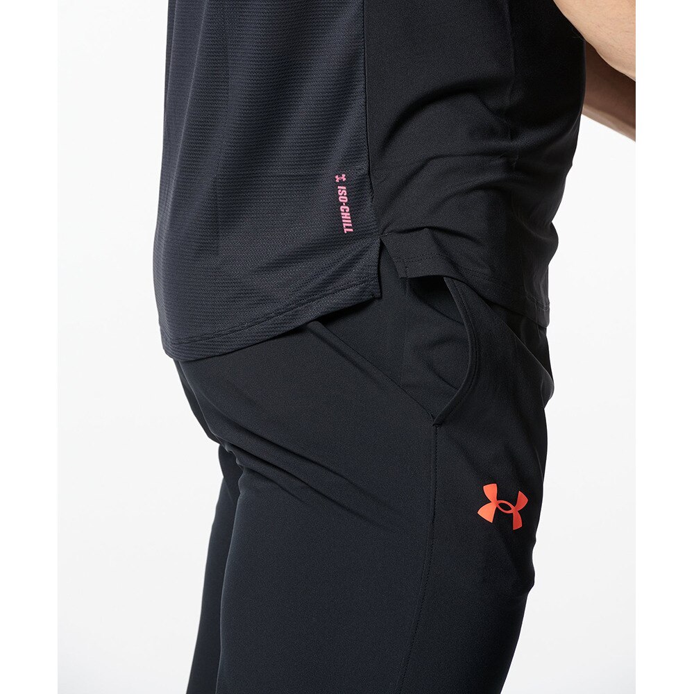 アンダーアーマー（UNDER ARMOUR）（メンズ）半袖Tシャツ メンズ 黒 ISO-CHILL GRAPHIC 1378355 001