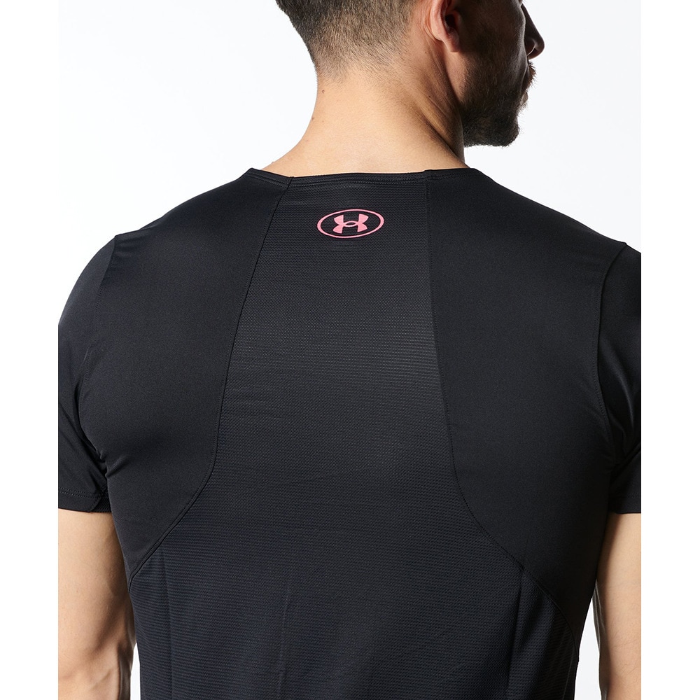 アンダーアーマー（UNDER ARMOUR）（メンズ）Tシャツ 半袖 メンズ 黒 ISO-CHILL GRAPHIC 1378355 001