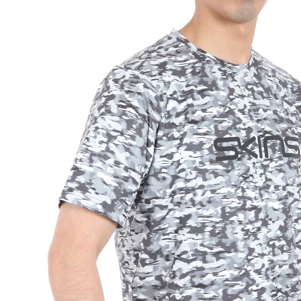 スキンズ（SKINS）（メンズ）アクティブウェア プリント Tシャツ 184-21340-113
