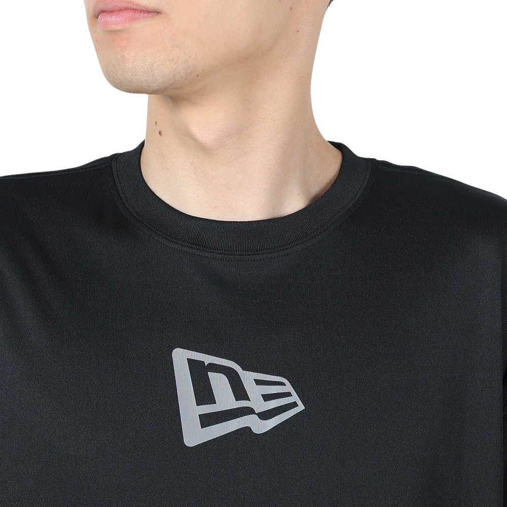 ニューエラ（NEW ERA）（メンズ、レディース）半袖 ラッシュTシャツ Rear Vertical Logo 14121966